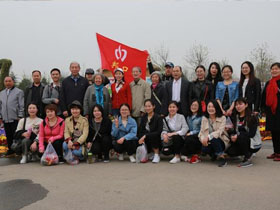 聯(lián)邦口腔員工的幸福感就是賞玉山油菜花 體驗白鹿影視與民俗村